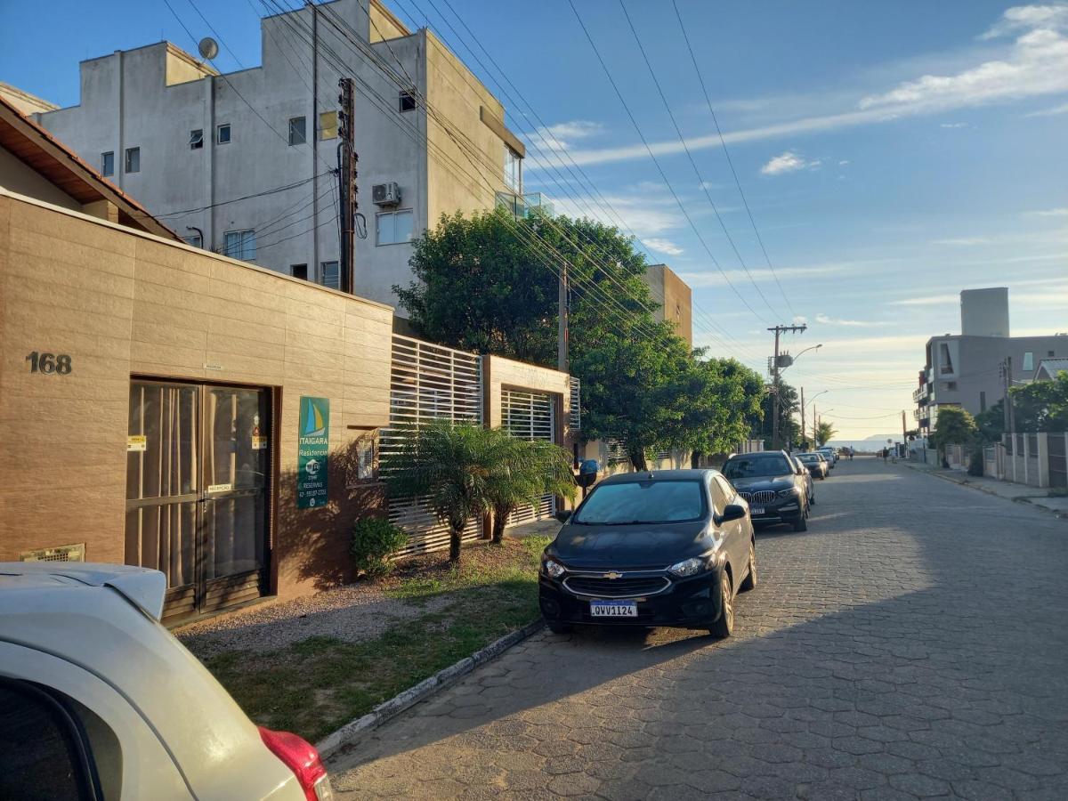 Itaigara 80 Metros Da Praia Bombinhas Eksteriør billede